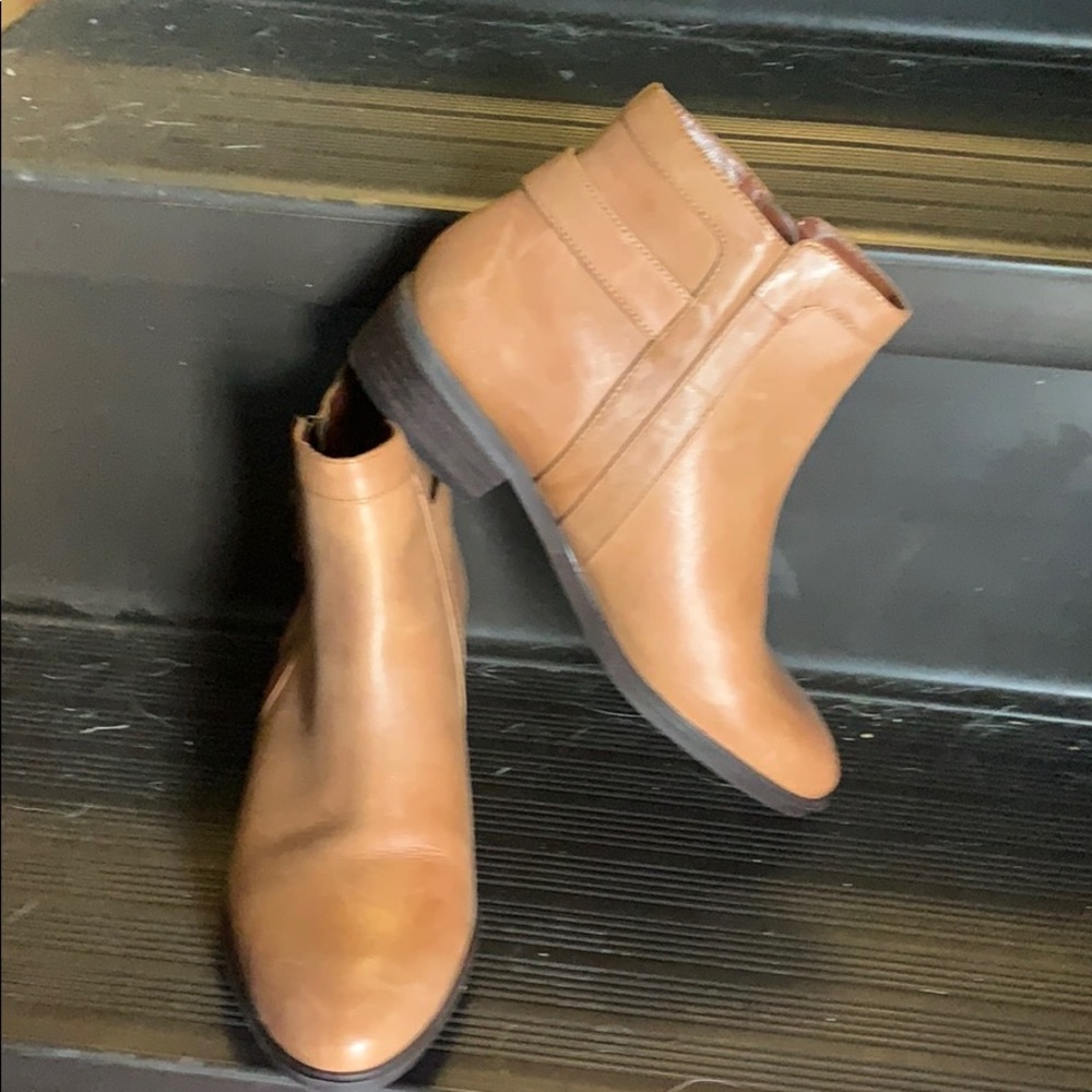 Ralph Lauren boots size 7